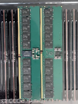 Neartaíonn Soláthar Flash DRAM & NAND: Tagann borradh ar stoc-charnadh mórcheannaí, téann Praghsáil Cuimhne DDR isteach sa timthriall Aníos